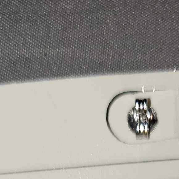 Earrings - Picture 7 of 7